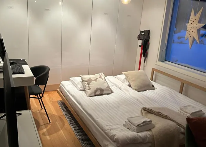 Nightsky -private Location, Sauna And Jacuzzi * 罗瓦涅米