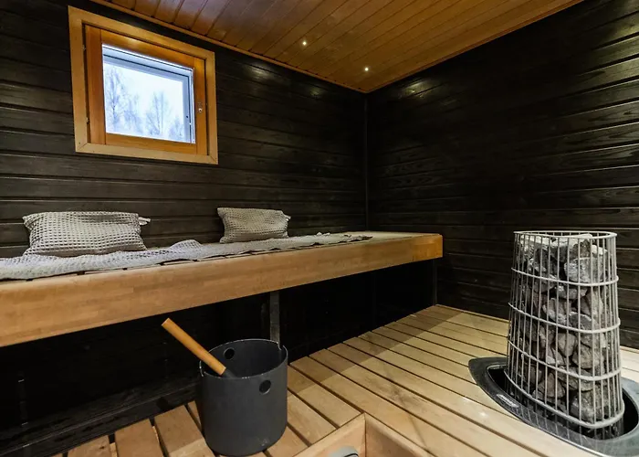 Nightsky -private Location, Sauna And Jacuzzi * 로바니에미
